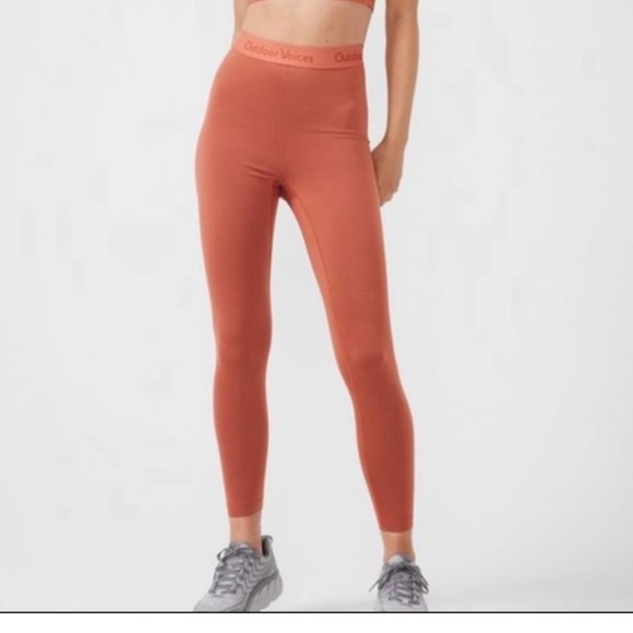 Outdoor Voices Pilates Set - Size M - Picture 2 of 3